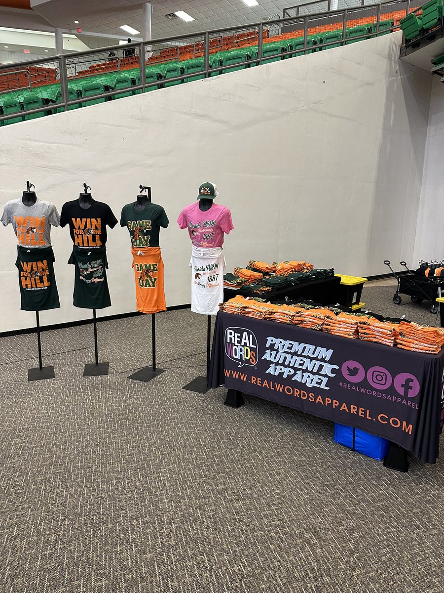 Realwordsapparel tweet media