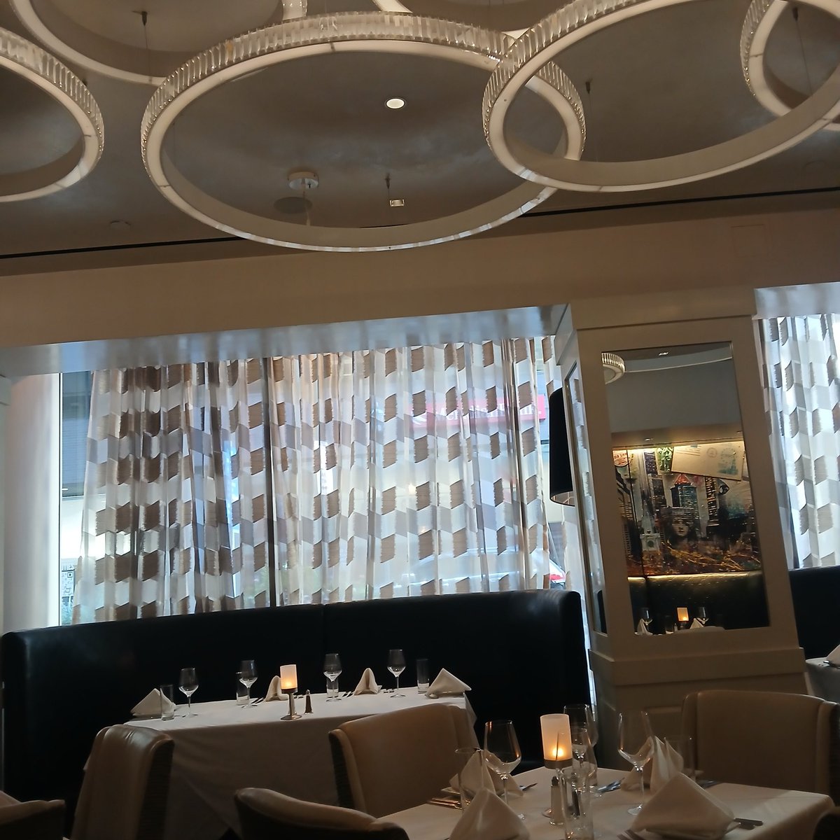 edub30's tweet photo. Place was pretty good #FridayVibes 
#phillymeet #RuthChris https://t.co/Q16jrGBvrR