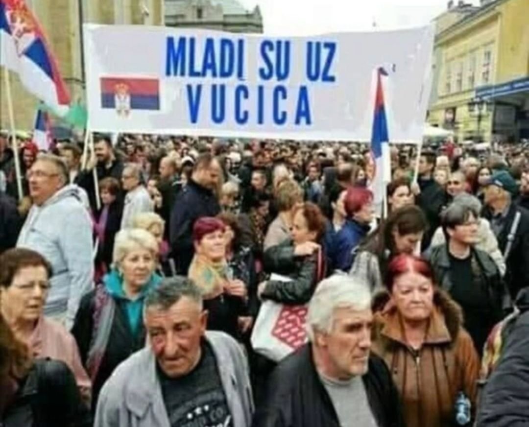 BraticVlad3613's tweet photo. POČEO PARASTOS SNS... https://t.co/IzKyEnJ3hU