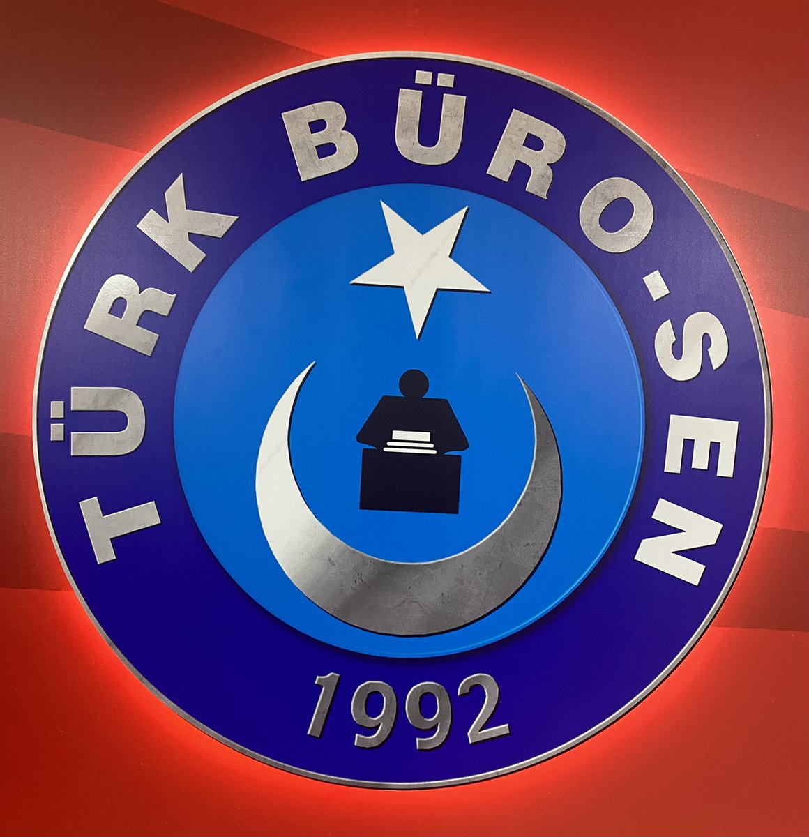 “AĞZI OLAN KONUŞUYOR”

📌 Türkiye Kamu Sen’in yeri kurulduğu günden bugüne memurun yanıdır. Sendikamız 8.dönem toplu sözleşme sürecine de bu anlayışla hazırlanmış, toplu sözleşme masasının çalıştırılması, memurumuzun sorunlarının çözülmesi, insanca yaşayabileceği bir maaş ve