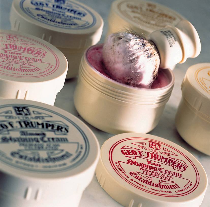 What's your go-to shaving cream?

Shop Geo. F. Trumper, made in England, here: ow.ly/mFQj50WIXLE

#sotd #wetshaving #mensgrooming #mensstyle #shavingcream #wetshaving #shaving #GeoFTrumper #madeinEngland #Fendrihan