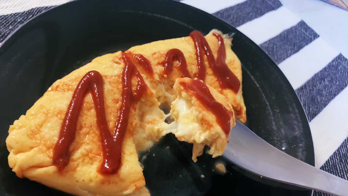 この時間にチーズインオムレツの練習✌️
んー、なんかもうちょい修行必要……！！
#エオルゼア調理部