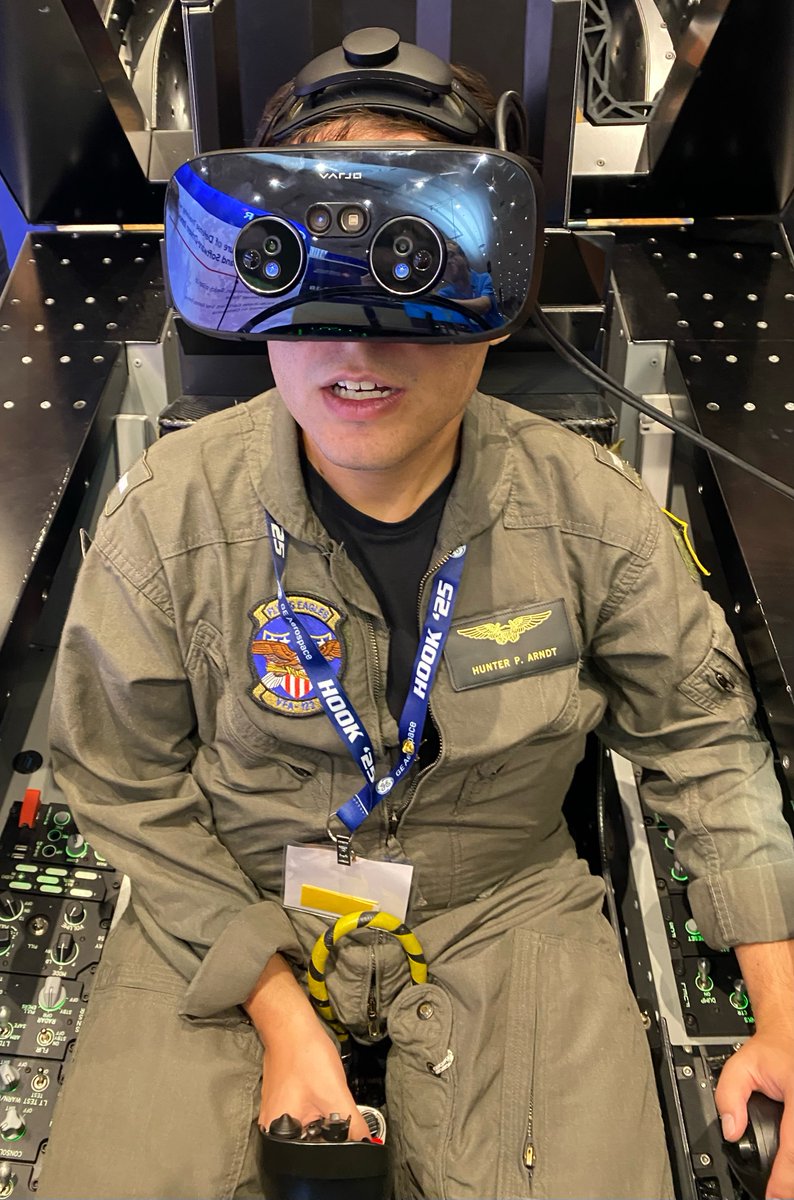 cym_star's tweet image. Final day at #Hook25 – complete one last mission!

Step into CymLITE-MCS – our deployable, network-ready training system.
🛠️ Adaptable to any aircraft &amp;amp; mission
 🕶 Immersive VR/MR visuals
 🖥️ Configurable from desktop to domes
 💸 Cost-effective, high-fidelity training
📍 Booth…