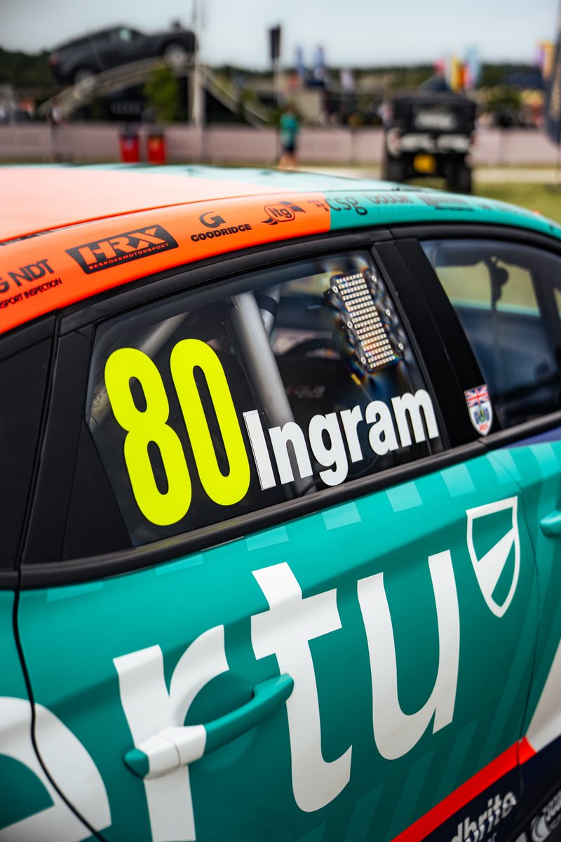 VertuMotors's tweet image. Always amazing to have @Tomingram80&apos;s Team VERTU touring car with us on the stand at @Carfestevent 🏎️

It&apos;s been amazing to meet so many @BTCC fans this weekend cheering Tom on🙌

#Vertu #CarFest #EXCELR8 @Excelr8M