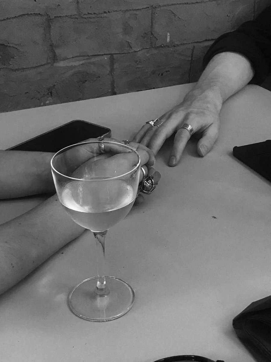 пытаемся успеть отдохнуть за последние недели лета.(🩶)