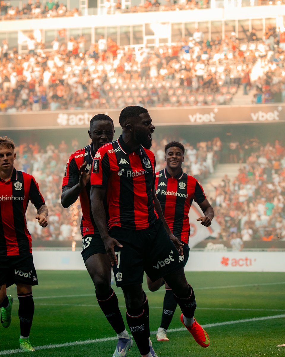 Le premier de la saison ⚽

#ogcnaja