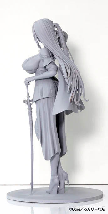聖従巫女の分からせ淫住記 フィギュア化進捗 グレーモデル(原型)です! おっぱいの造形がすごく好き…! 下乳を押さえる服に、ぎゅっと持ち上げられたおっぱい 段差が出来ているのが素晴らしいよぉ… 妄想装備が立体化されてるのいいですね