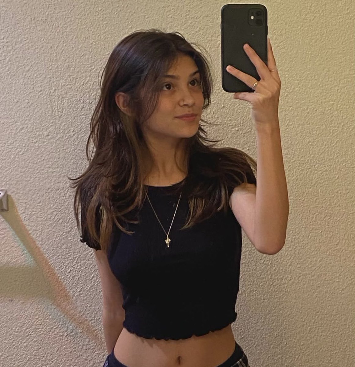 how would you introduce yourself to me?