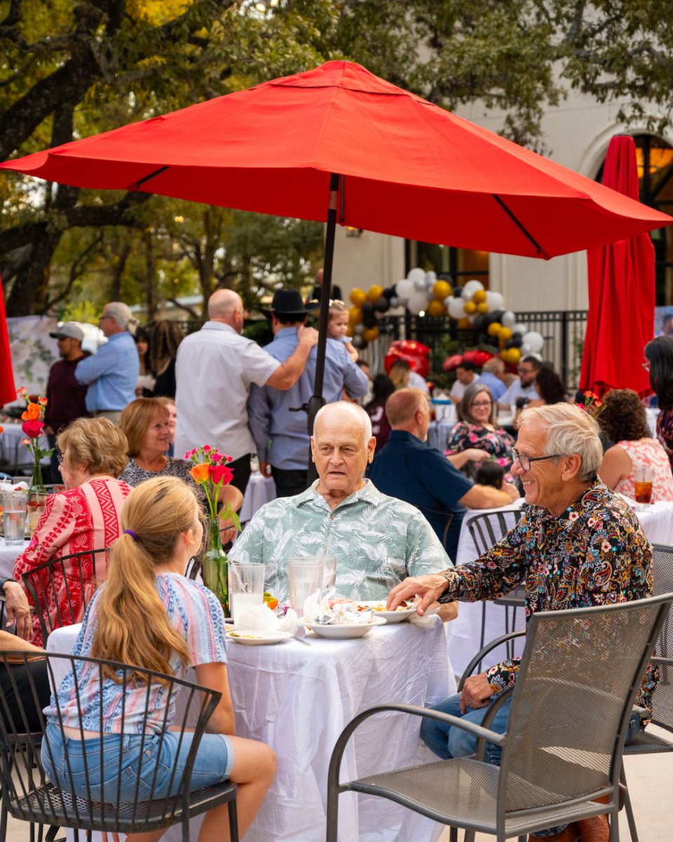 Have a special day coming up? 🎈 

We love celebrating parties the right way at Viola’s Ventanas. You can also plan ahead for your upcoming fall and winter events! 

𝑩𝑶𝑶𝑲 𝑯𝑬𝑹𝑬: bit.ly/4ao5Jax