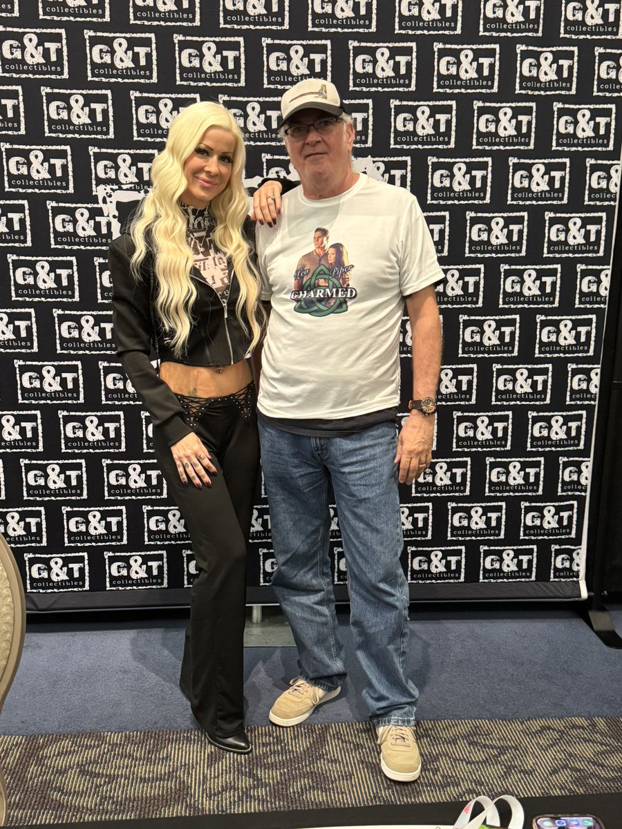 JoesAtmosfere's tweet photo. A Dream Come true! Got to meet one of the #BeautifulPeople #AngelinaLove #TNAWrestling #GeekdConShreveport #GeekDCon https://t.co/eO1Heoaf48
