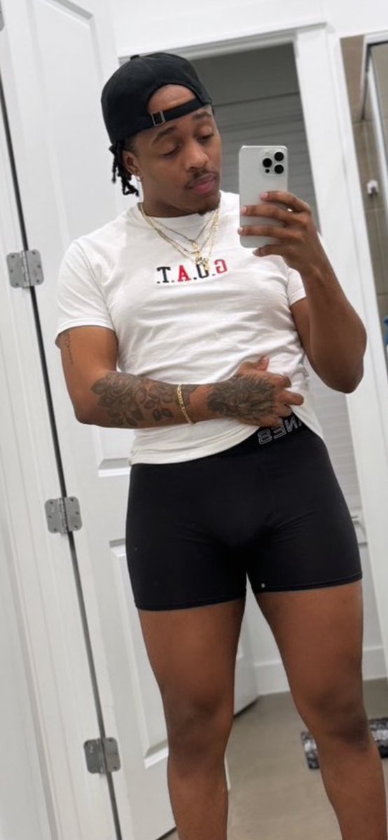 htx_1811637 (@htx_freakboi) on Twitter photo #htxfreakboi says… if <a href="/_nassynas/">nasfromthegram</a> pulled up needing some boi booty to get in imma be a sub to zaddy and let em hit all while he in dem foam runners or js, tight Hanes, ball shorts, Nike socks, durag or ski #htxfreakboi says… if <a href="/_nassynas/">nasfromthegram</a> pulled up needing some boi booty to get in imma be a sub to zaddy and let em hit all while he in dem foam runners or js, tight Hanes, ball shorts, Nike socks, durag or ski