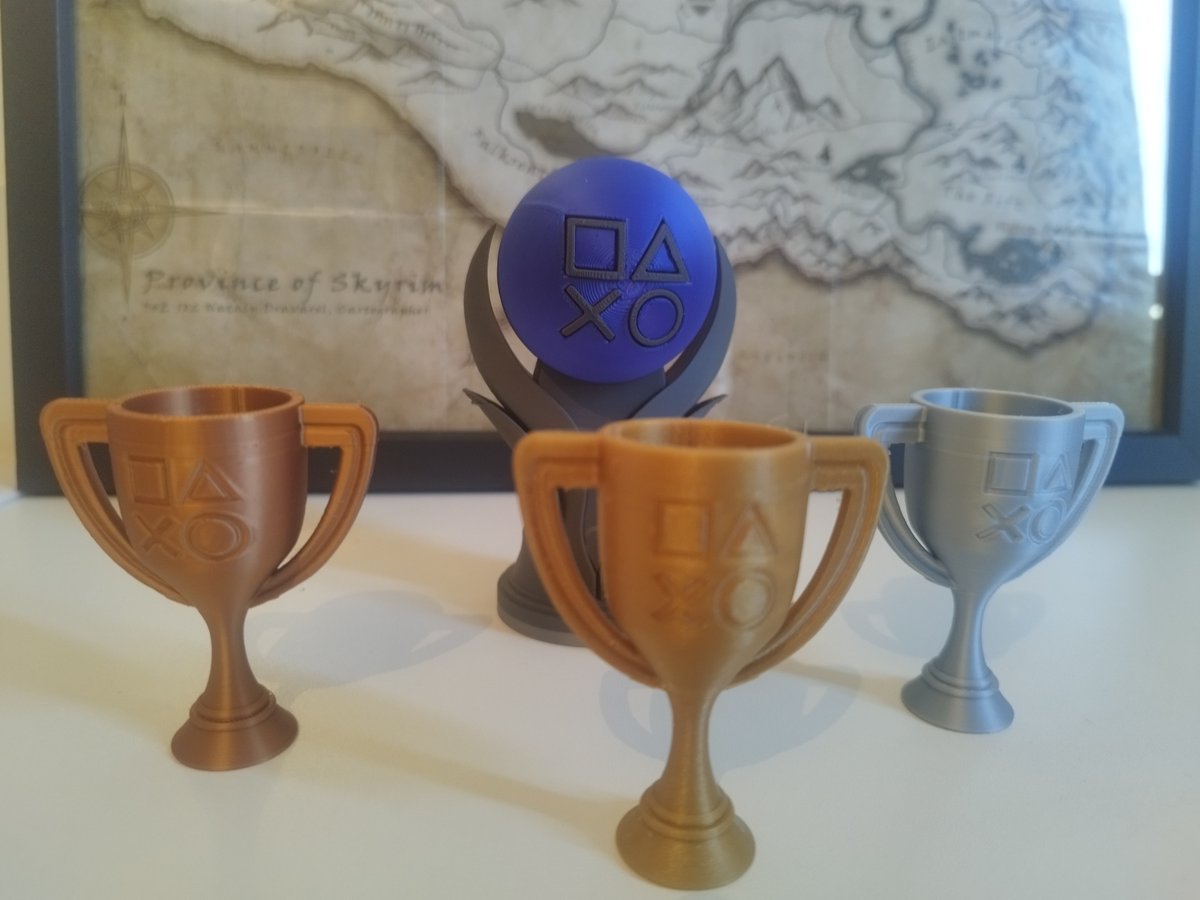 Rellequin (@lerellequin) on Twitter photo Tô ao vivo ajudando com os troféus em Demon's Souls e participando tbm da Campanha Beneficente contra o Câncer!!!
O maior doador leva pra casa um kit de troféus miniatura!!! (foto)
youtube.com/live/tA0Z6F234…
<a href="/SU2C/">Stand Up To Cancer</a>
#Up2Us #StandUpToCancer #SU2CStreamTeam Tô ao vivo ajudando com os troféus em Demon's Souls e participando tbm da Campanha Beneficente contra o Câncer!!!
O maior doador leva pra casa um kit de troféus miniatura!!! (foto)
youtube.com/live/tA0Z6F234…
<a href="/SU2C/">Stand Up To Cancer</a>
#Up2Us #StandUpToCancer #SU2CStreamTeam
