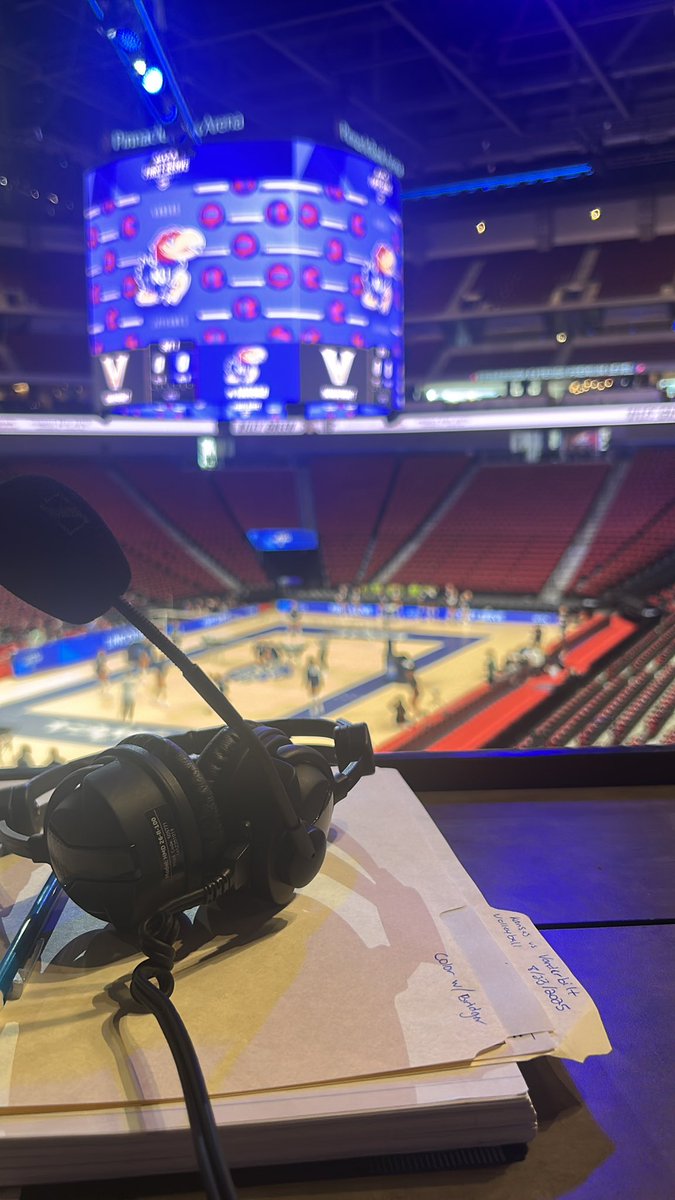 Day two of the AVCA First Serve Showcase at Pinnacle Bank Arena is today

Vanderbilt’s 45-year hiatus is over and the team is back on the court for the first time since 1980 

Join <a href="/BridgerKroos/">Bridger Kroos</a> and I on <a href="/KRNUSports/">KRNU Sports</a> at 2:00pm for Kansas vs Vanderbilt 🏐