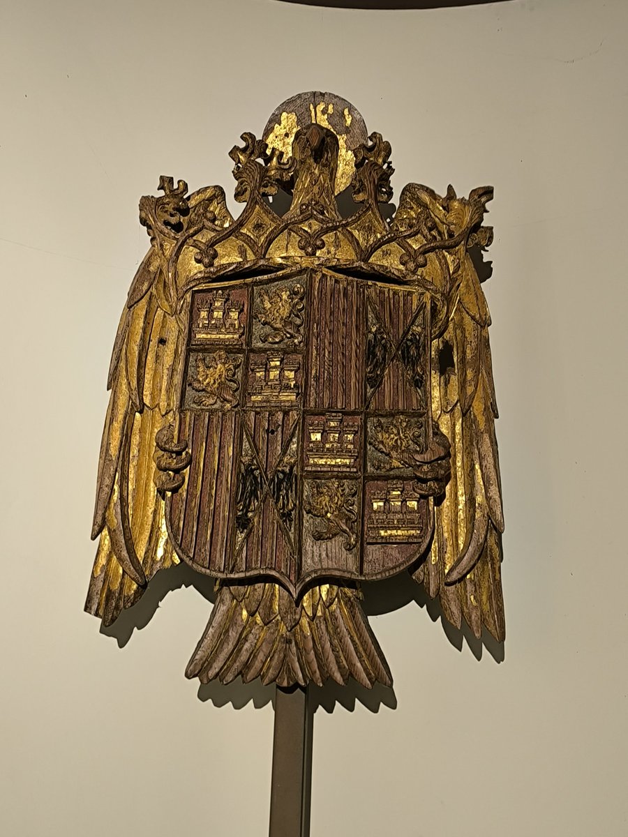 Escudo de los #ReyesCatólicos en madera policromada.
Casa-Museo de Colón.
#Valladolid