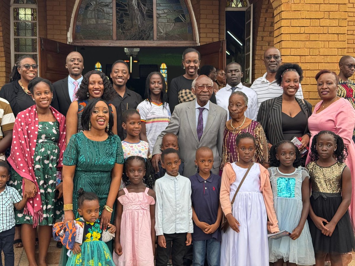 Wow! Today was such a beautiful day to celebrate Prof. Paul Mugambi 90th birthday and their 62nd wedding anniversary.....❤🎊

What a legacy, what a great inspiration my parents have been to me and to so so many people....Mummy and Daddy we LOVE YOU!❤❤ #Familytime #Blessing