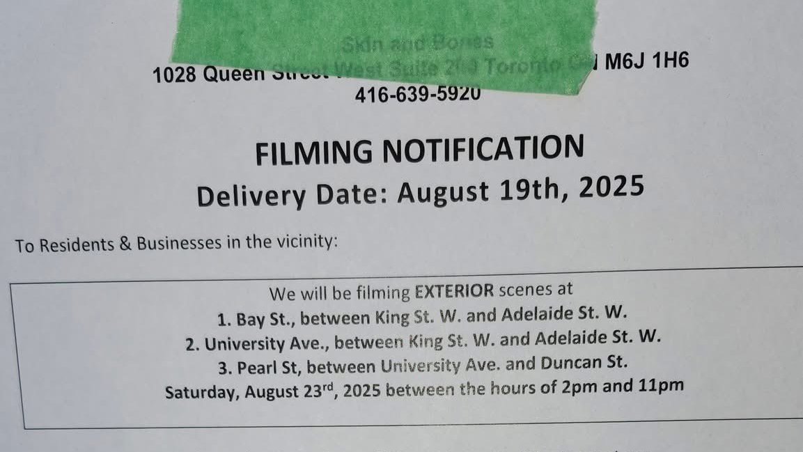 TOFilming_EM's tweet photo. Filming Update!
#SkinAndBone (codename?) is shooting at multiple downtown locations today. ☠️🎥🎬

📍 Bay St. between King &amp; Adelaide
📍 University Ave. between King &amp; Adelaide
📍 Pearl St. between University &amp; Duncan. https://t.co/va8BOZ2EGz