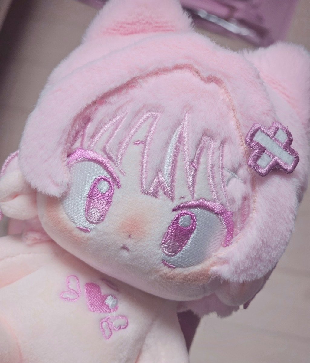 젠 너무 귀여워 ...볼땃지 해줌...