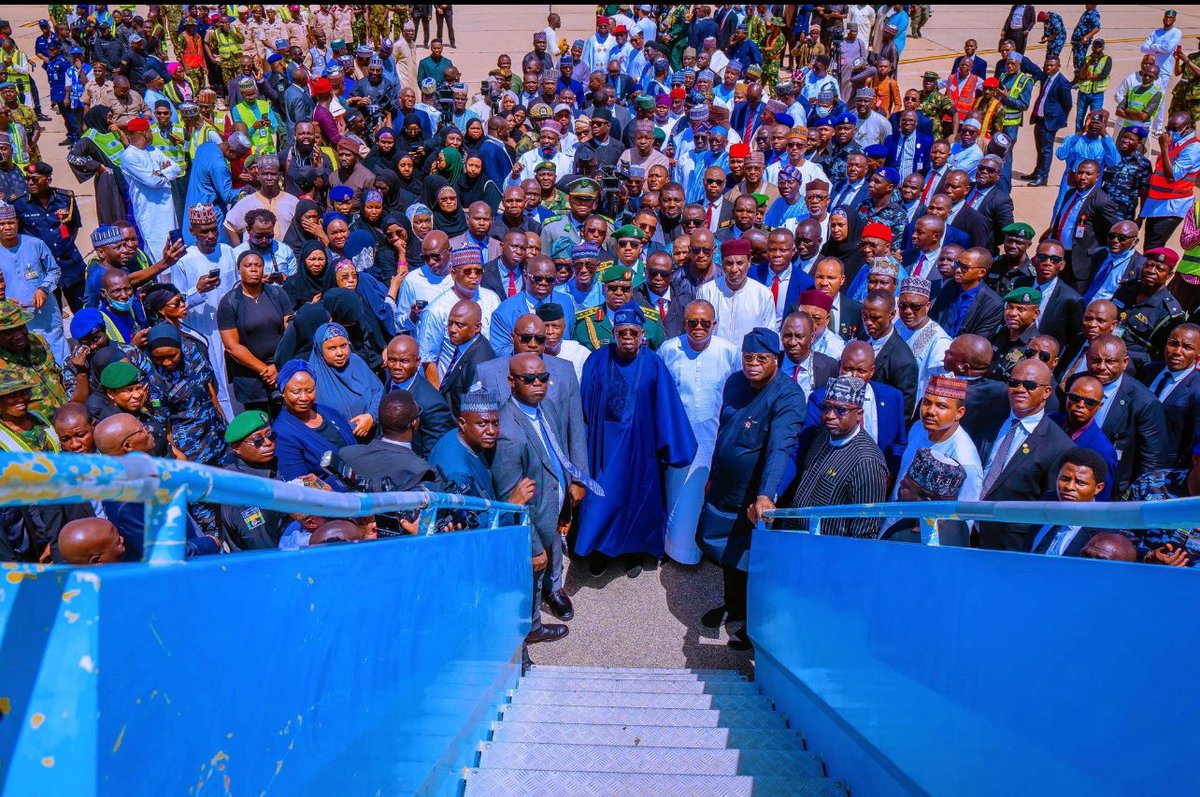 Appreciation Tweet To Late Gen 

MUHAMMADU BUHARI 

He Has Completed His Own Quota &amp; Left.

Allah Ya Kyautachi Makwanchin Gen🙏🙏  

<a href="/iyaboawokoya/">Madam PresIdent: It is All About Nigeria</a> <a href="/AbbasDangi2/">AD 🇳🇬</a>