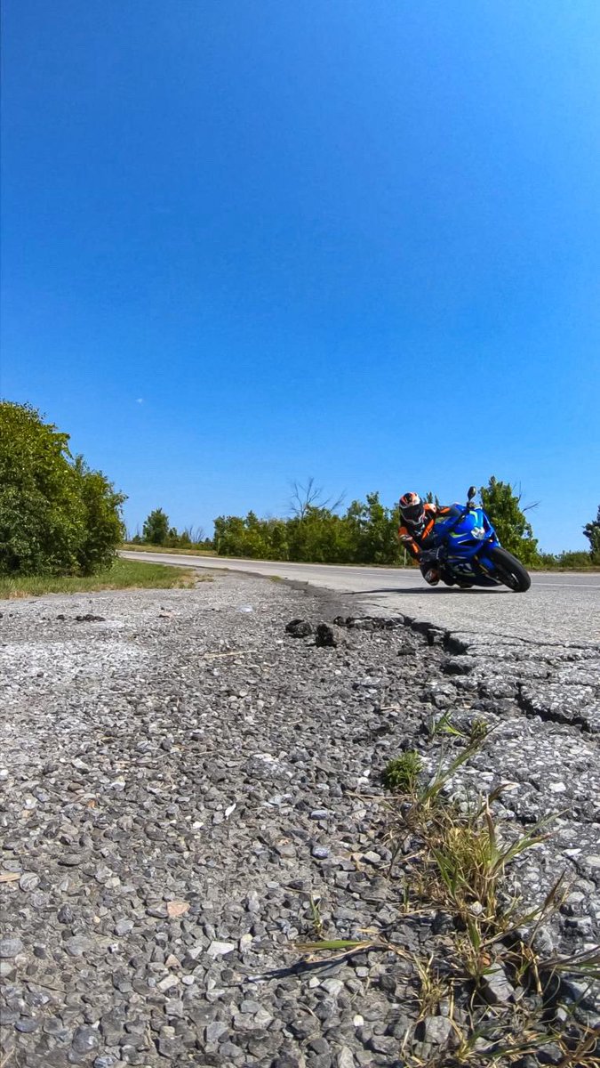 FelonyWheelie tweet media
