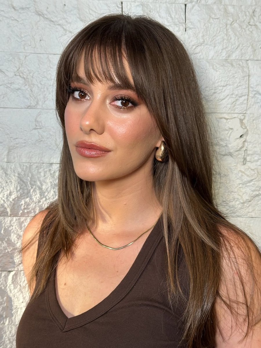 #Kıskanmak dizisiyle yeni sezonda ekrana dönecek olan güzel ve yetenekli oyuncu  #BerilPozam 🤎
(Bu yeni tarzına bayıldım 🫠)