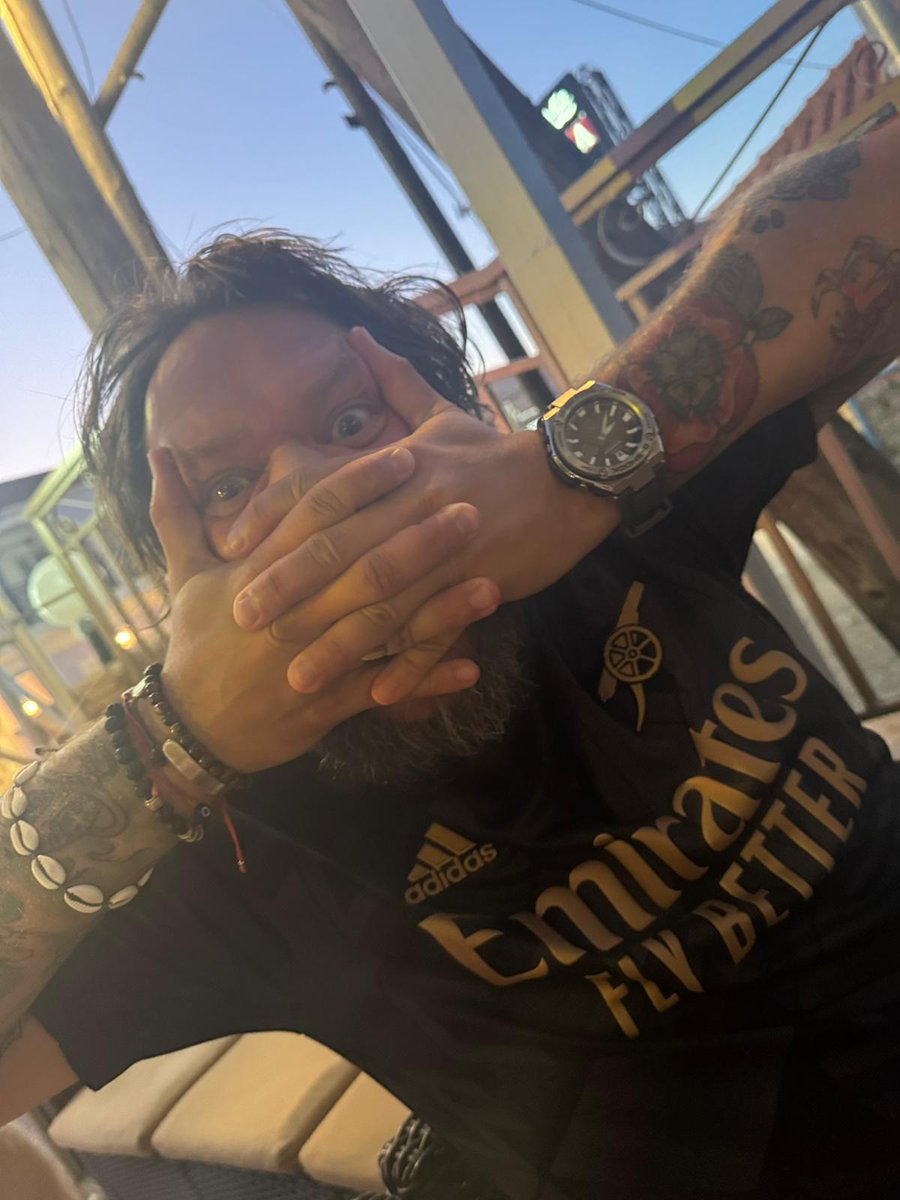 Get up....!

All the way from Zante! 💪