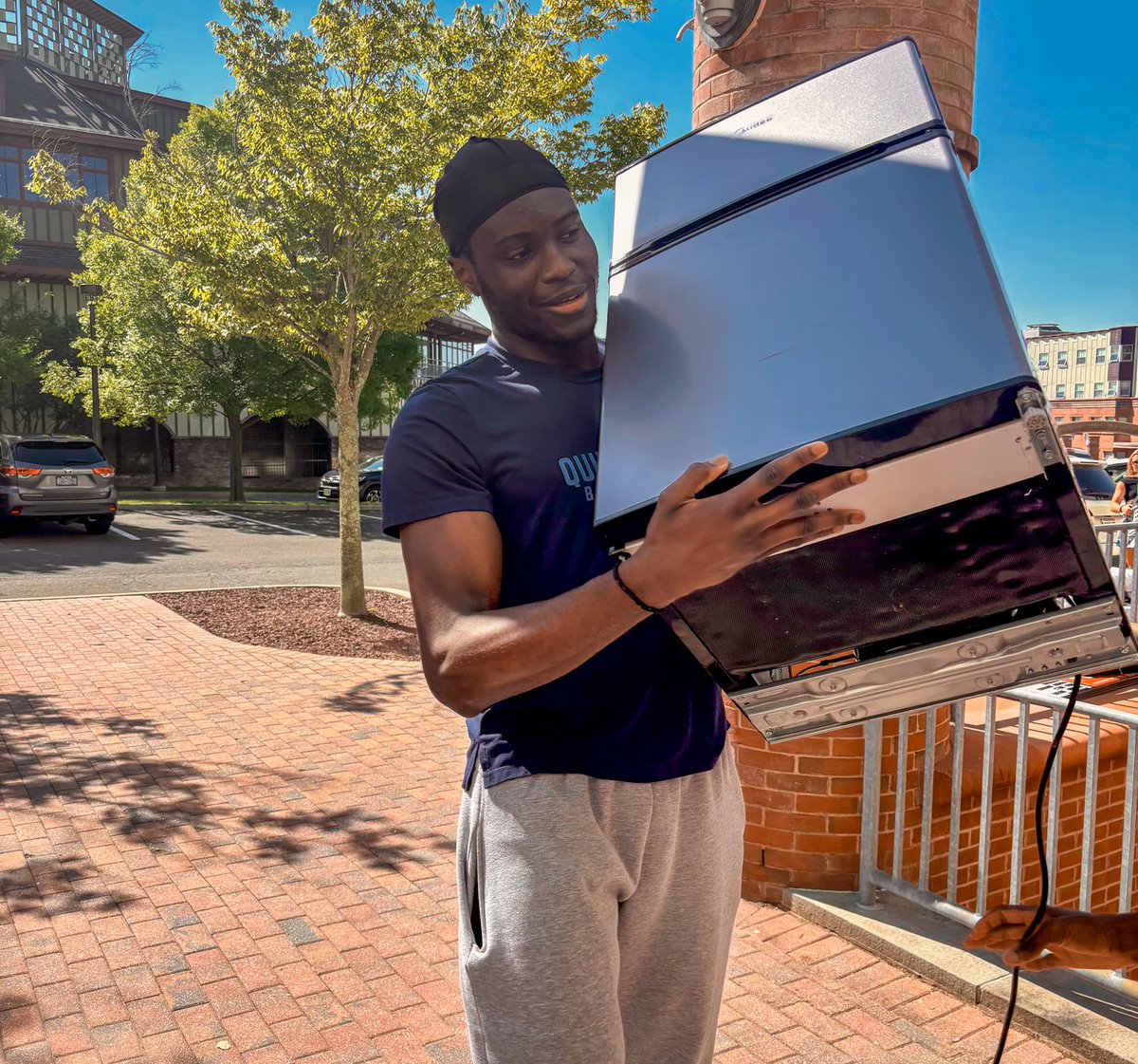 Quinnipiac Men's Basketball tweet media