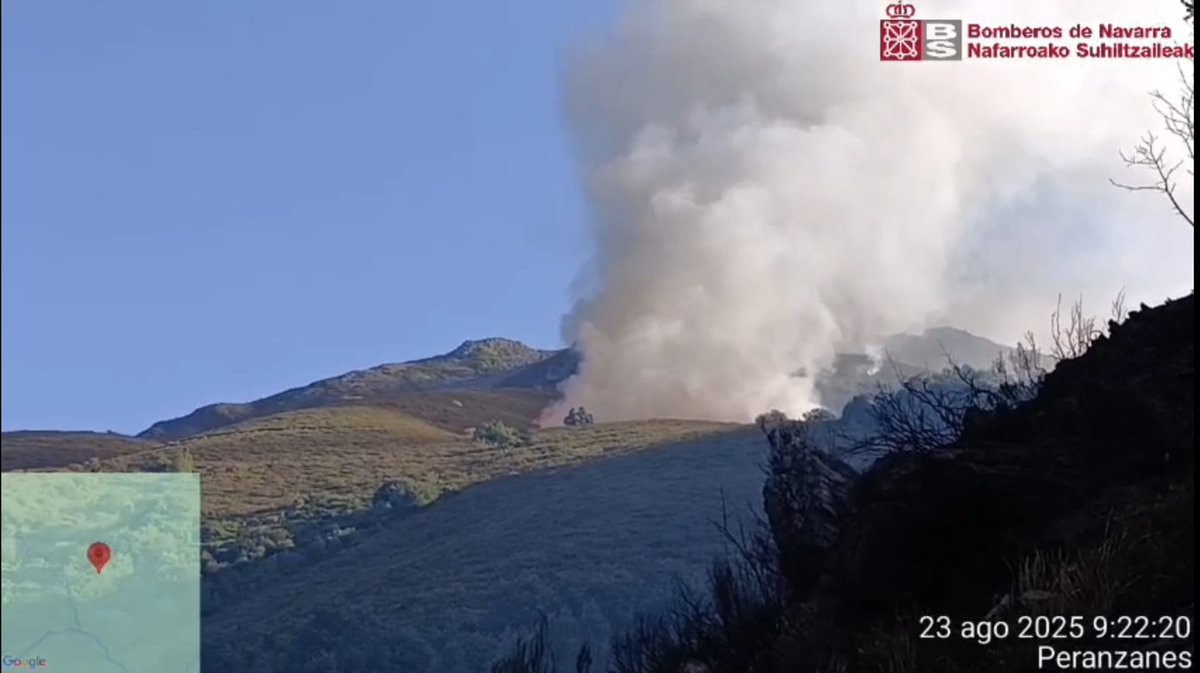 Bomberos y Bomberas – Suhiltzaileak tweet media