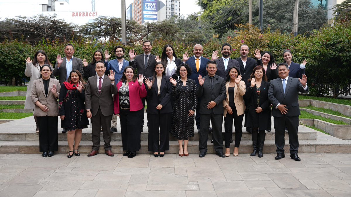 La Secretaría General de la #ComunidadAndina fue sede de la XXXVII Reunión del Comité Andino de Autoridades en Materia Migratoria (#CAAM), celebrada los días 20 y 21 de agosto, con la participación de altas delegaciones de Bolivia, Colombia, Ecuador y el Perú.

El encuentro tuvo