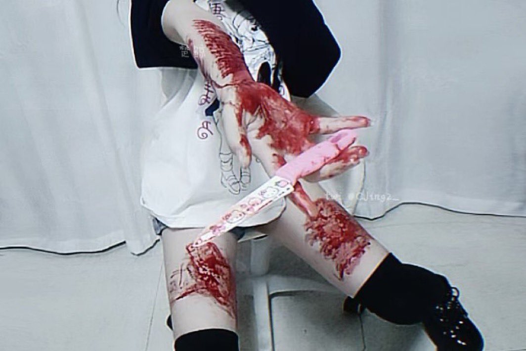 담 (@liossaret) on Twitter photo 