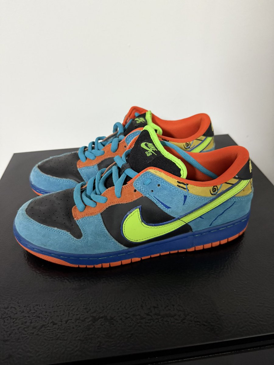 How do I figure out if these are real? is there a place i can upload pictures and AI scans them?