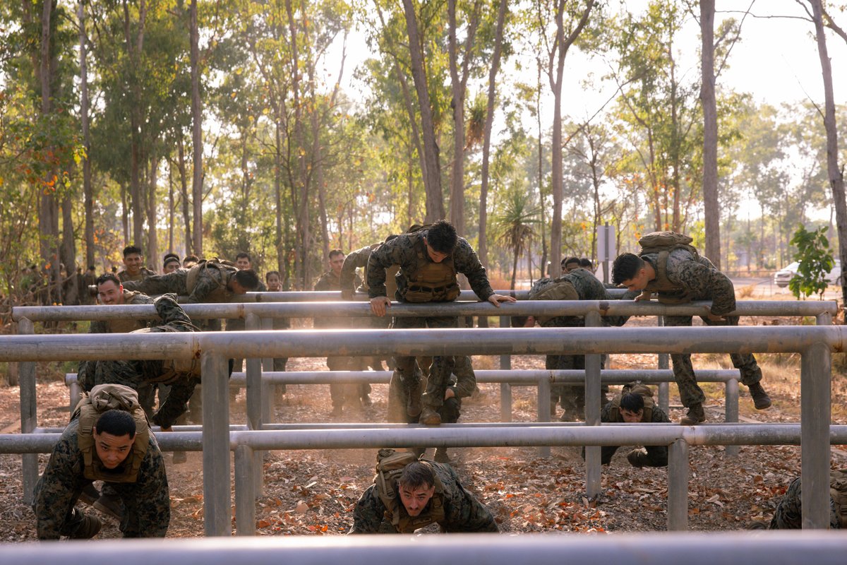 U.S. Marines tweet media