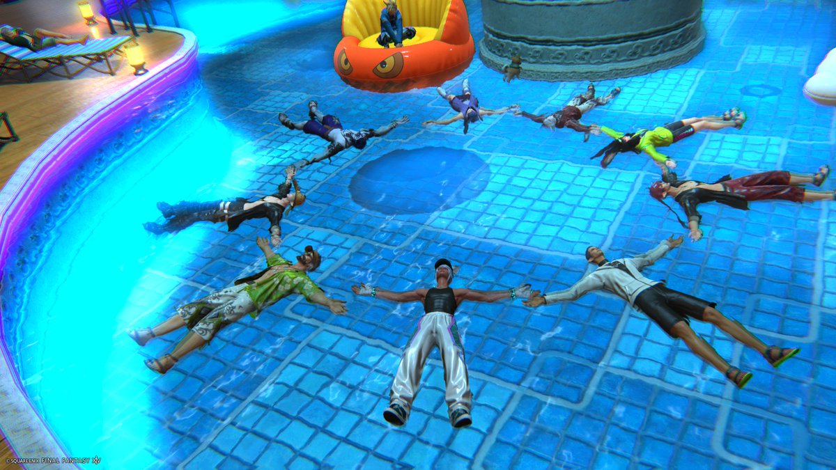 一足先にお趣味LSでナイトプールを楽しんでおりました。
やっぱりワイワイしながらウォータースライダーやるの楽しいっすね！