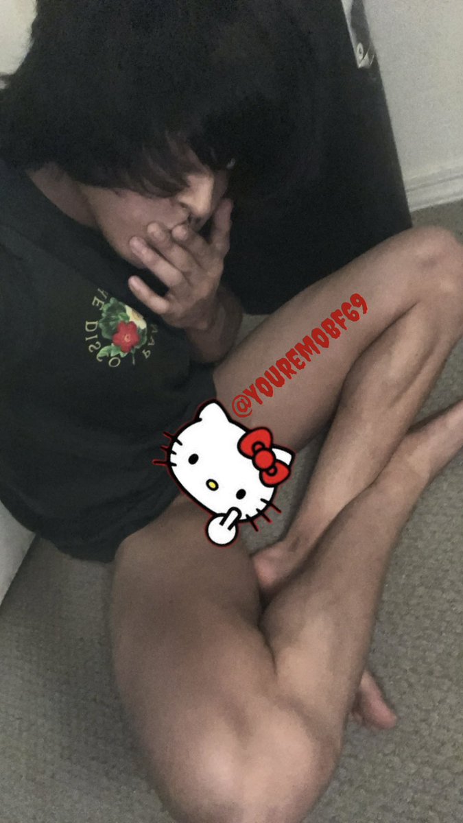 Love teasing y’all😈
#emonsfw #nsfwtwt #latino