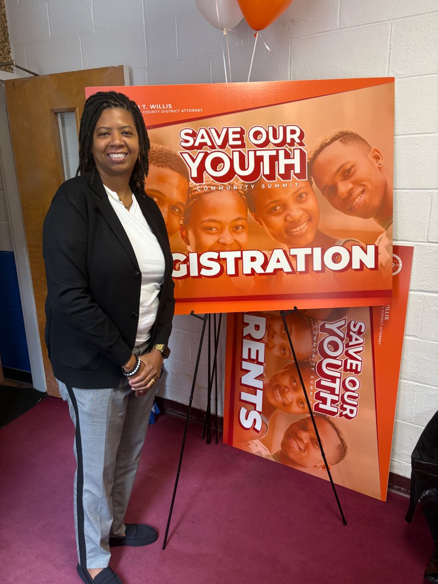 Tracee Ragland tweet media