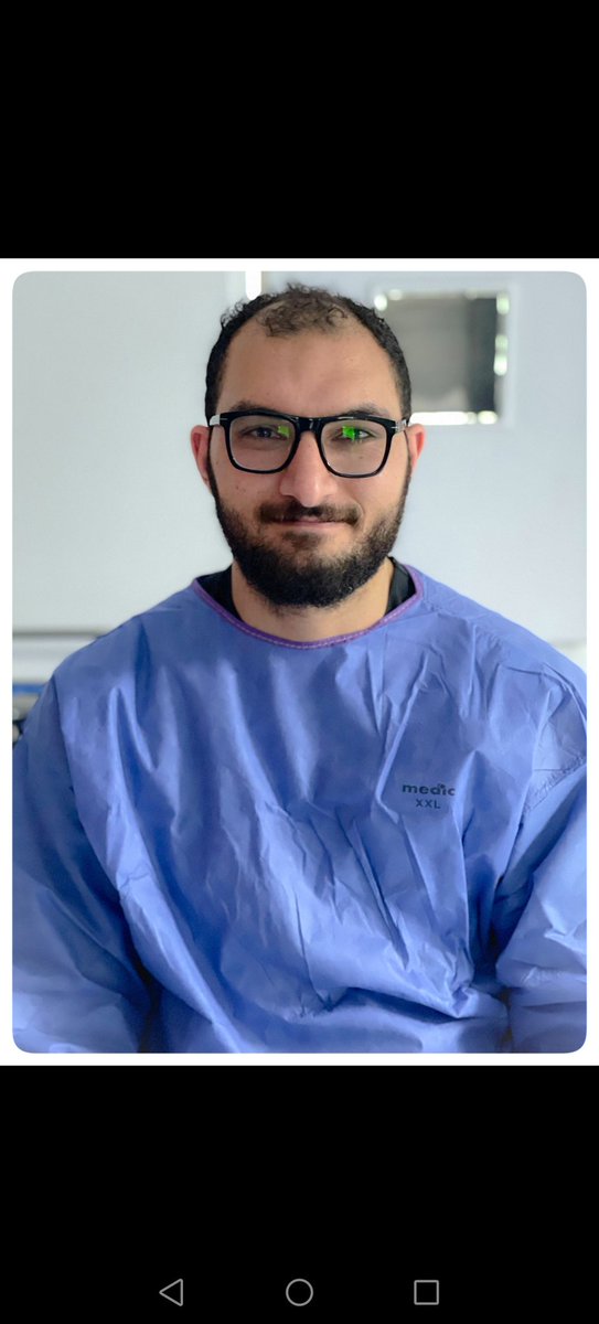 فرق عشر سنين من الطب بين الصورتين 😅