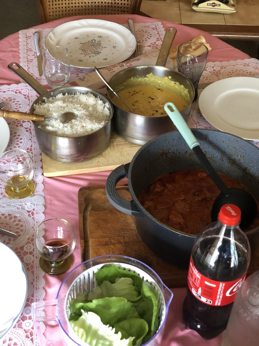 on leur a fait à manger et on a trop cook (literally)