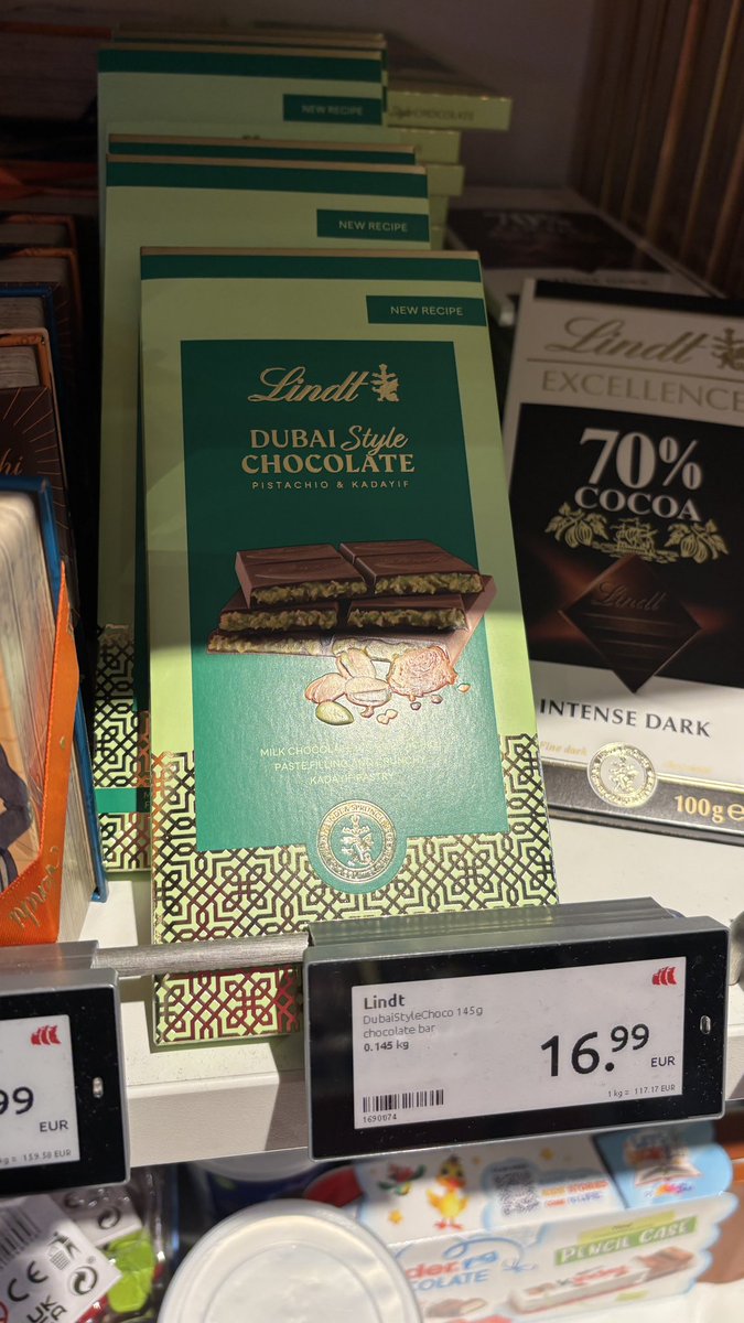 Would you pay €16.99 for a 145-gram bar of <a href="/Lindt/">Lindt Chocolate</a> chocolate? 😮