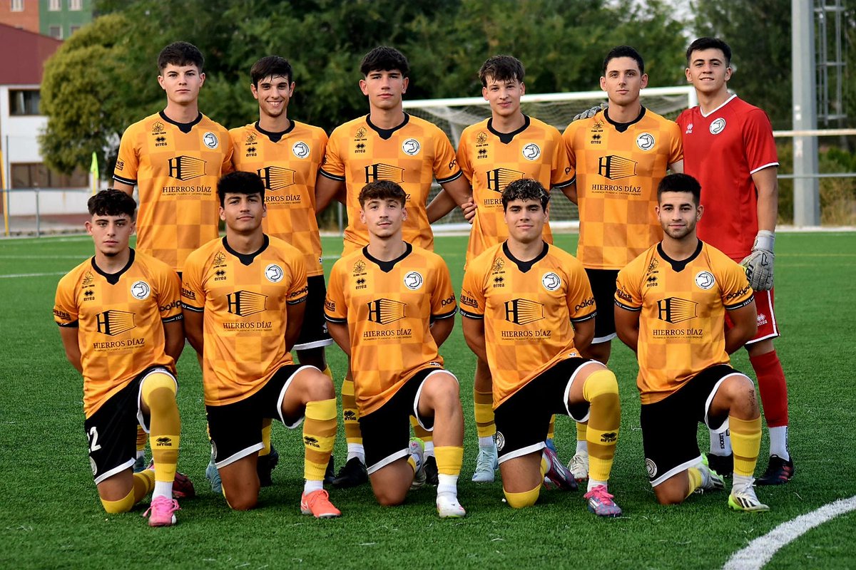 ⚽ Nuestro XI inicial frente al <a href="/Tureganocf/">TuréganoCF</a>. 

#ConstruyendoUSCF🏗️