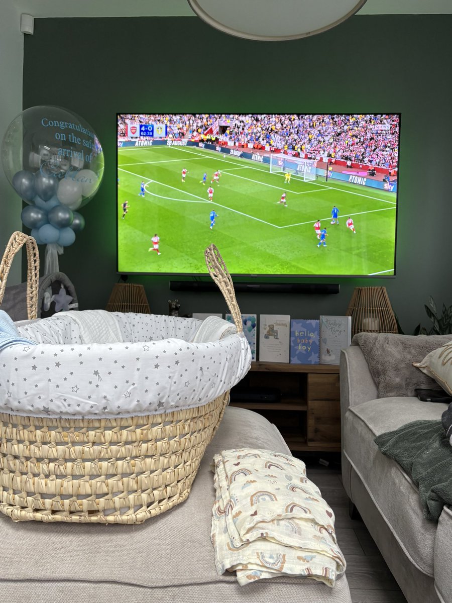 GirlsKnowFootballToo tweet media