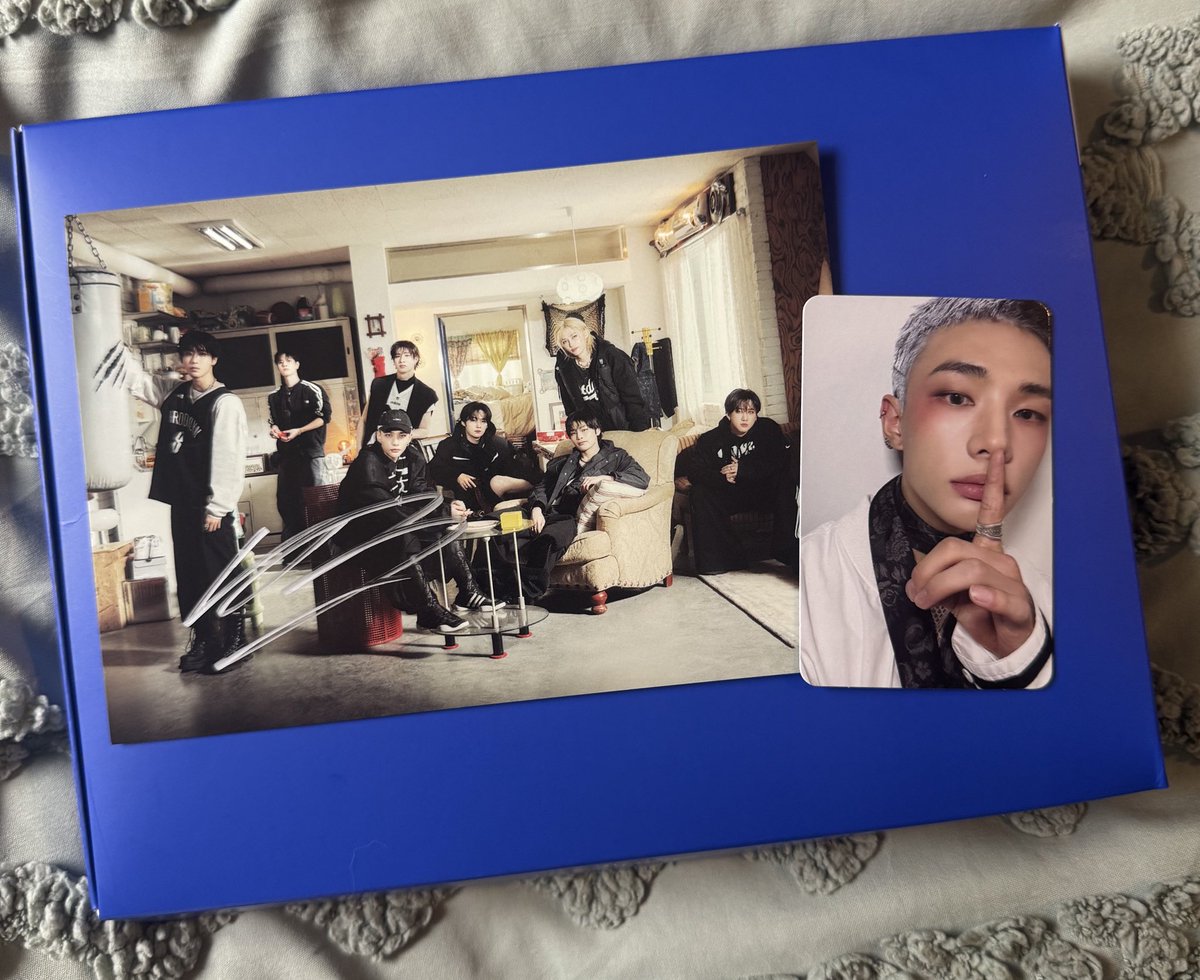 signed KARMA album pull &lt;3