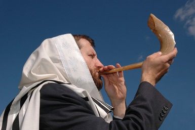 AmIsraelChaiX18's tweet photo. As we enter the sacred month of Elul, let's embrace this time of reflection, renewal, and drawing closer to God, our Creator. May this month bring you clarity, peace, and opportunities for growth. Wishing everyone a meaningful and blessed Rosh Chodesh Elul! #Elul
#GoodMonth https://t.co/7TKqa9VVhQ