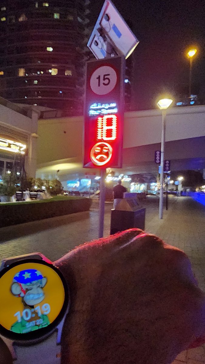 Red lights love me more than green ones