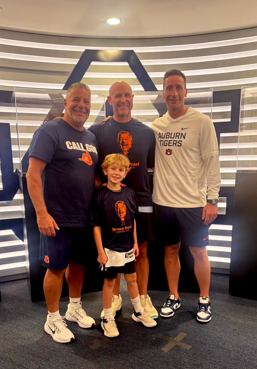Cole Cubelic (@colecubelic) on Twitter photo Kicking off CFB season at the Bruce Pearl Father/Son basketball camp. Amazing two days with my guy!! <a href="/StevenPearl22/">Steven Pearl</a> Kicking off CFB season at the Bruce Pearl Father/Son basketball camp. Amazing two days with my guy!! <a href="/StevenPearl22/">Steven Pearl</a>