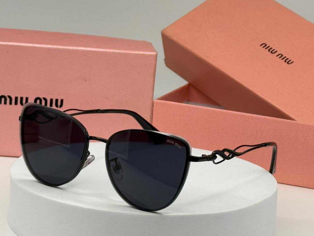 munerhh2's tweet photo. High-Quality Fashion Frames ✨
✔️ Lens replacement friendly
📦 Branded box included
🚚 Nationwide delivery
🏷️ 19k

Disclaimer: Not an authorized dealer, no affiliation or sponsorship with any designer brand. https://t.co/4FlVLAvgAq