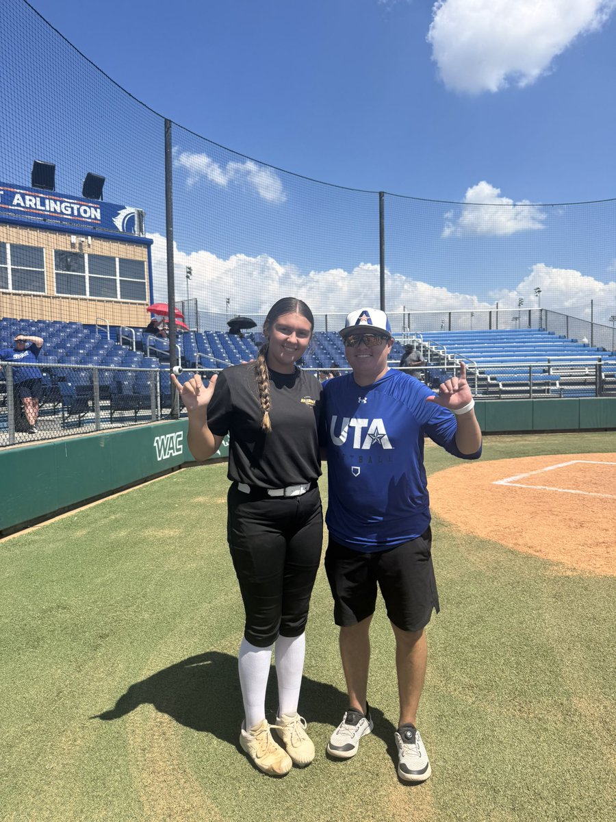 Thank you <a href="/UTAMavsSB/">UTA Softball</a> for hosting a great camp today! Learned a lot and can’t wait for more!!
<a href="/hunter_bunch10/">Hunter Bunch</a> <a href="/Kara_Dill/">Kara Dill</a> <a href="/toby_chism_nsr/">Toby Chism NSR</a> <a href="/EpicNational18/">Epic National 18U Smith</a>