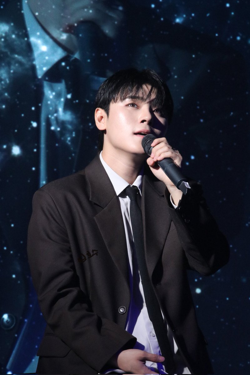 bam_010903's tweet photo. 무보정
#최수환 #Choisuhwan #チェスファン https://t.co/7CeIsgOXo4