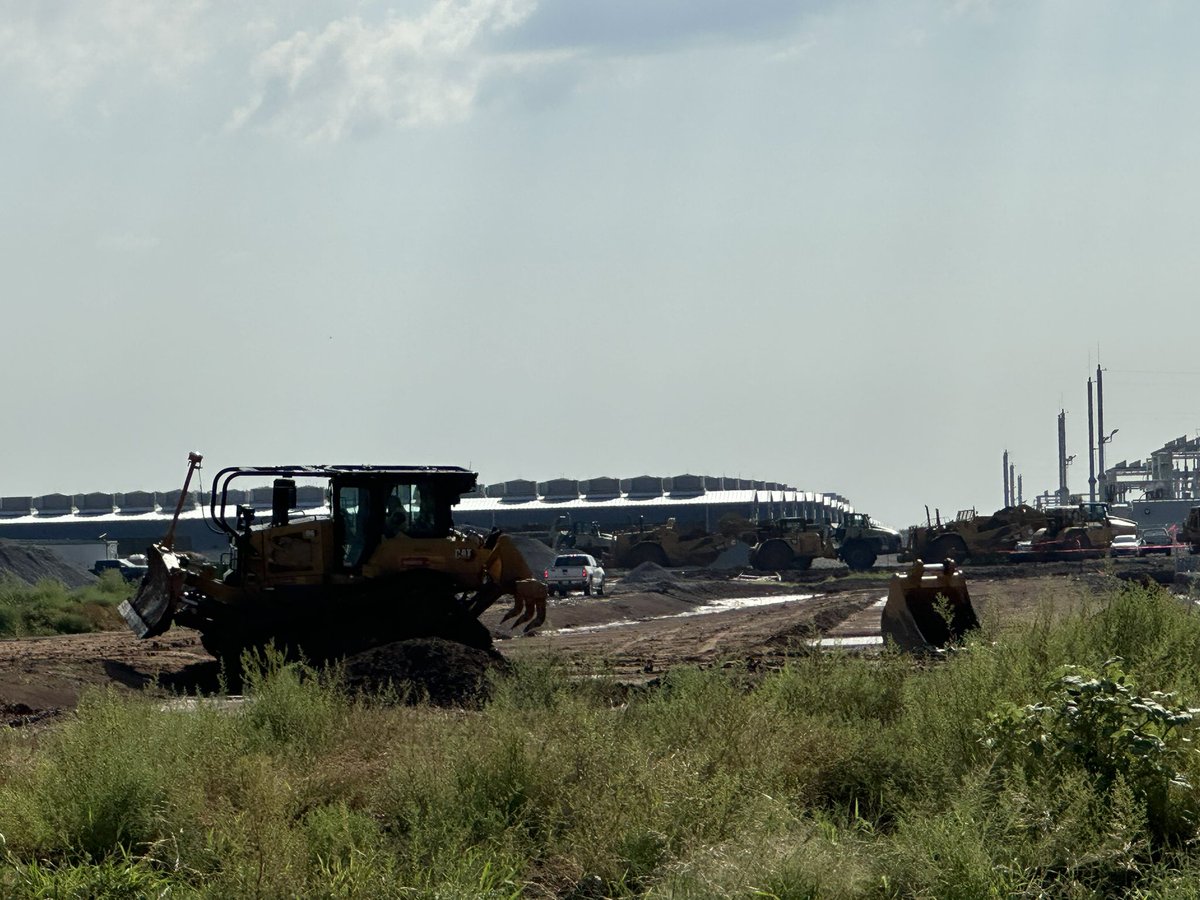 Coming along nicely drove by Irens facility yesterday