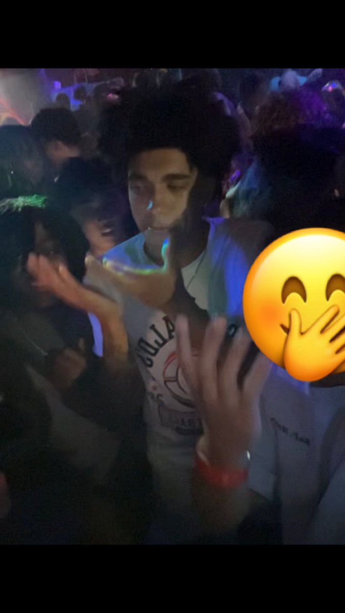 _uncleAndrew_'s tweet image. 67 🤷‍♂️