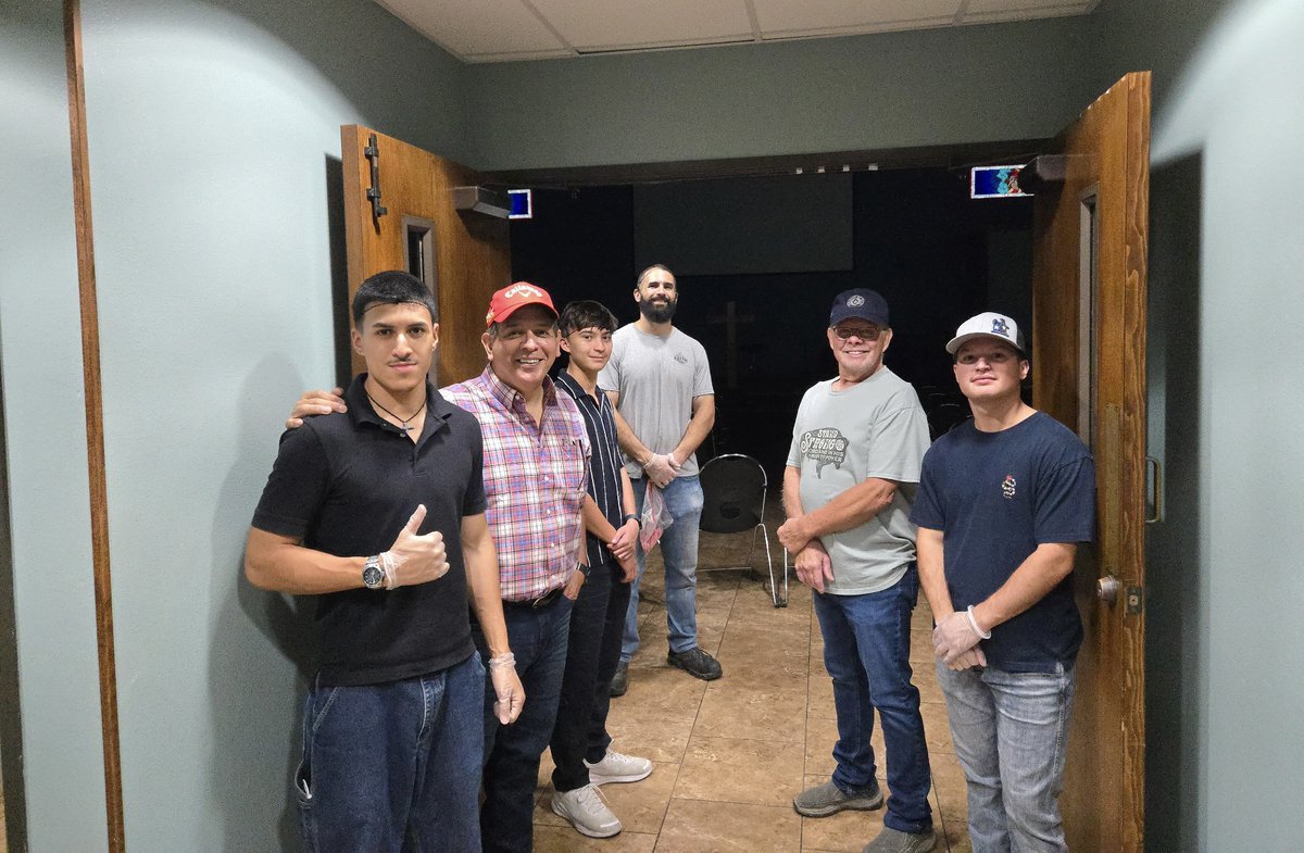John Lujan (@lujanfortx) on Twitter photo This past Tuesday, it was our turn to serve at Communities Under The Bridge (<a href="/CUB_SA/">ChurchUndertheBridge</a>). I grabbed Freda, the boys, and friends to head out to serve our community. I always look forward to serving alongside family and friends to deliver good conversation and God's word. There’s This past Tuesday, it was our turn to serve at Communities Under The Bridge (<a href="/CUB_SA/">ChurchUndertheBridge</a>). I grabbed Freda, the boys, and friends to head out to serve our community. I always look forward to serving alongside family and friends to deliver good conversation and God's word. There’s