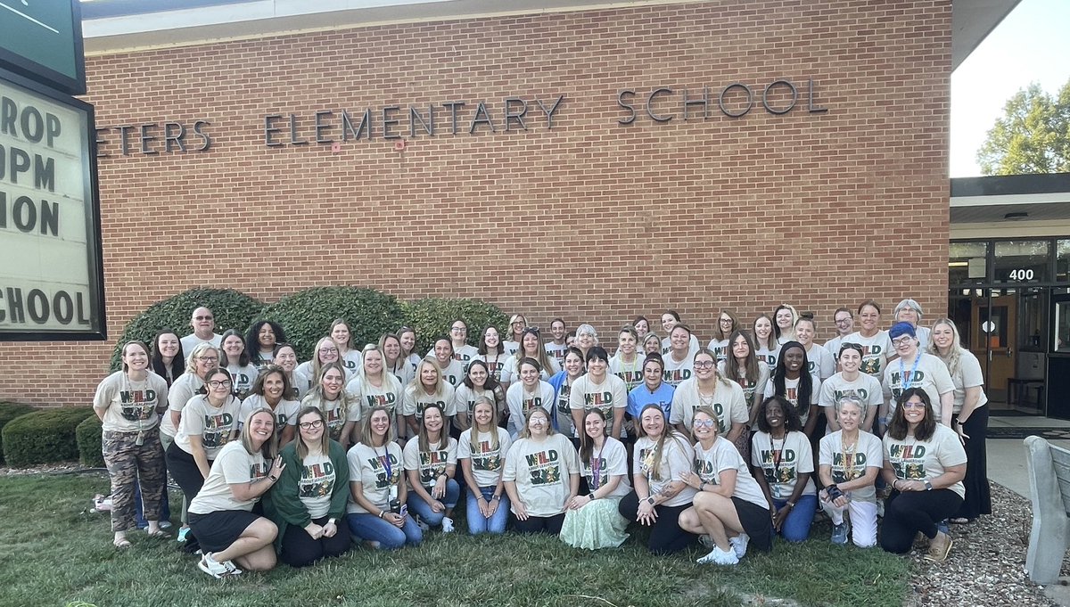 We did it! First week down and so many more to go! Best staff in the Fort! 🔥 #WildlyAmazing